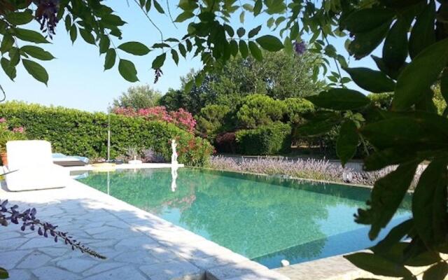 Beautiful Villa With Private Pool by Beahost