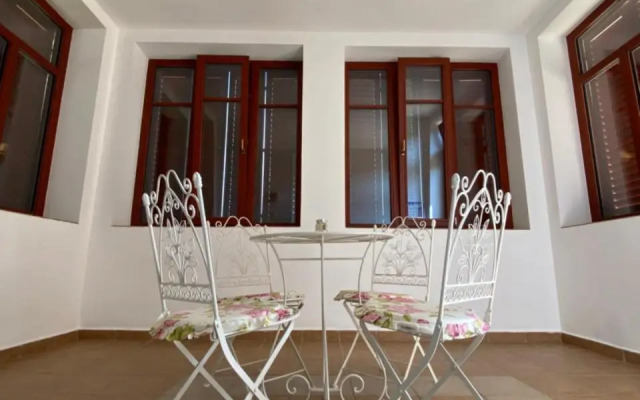 Eleonóra Villa
