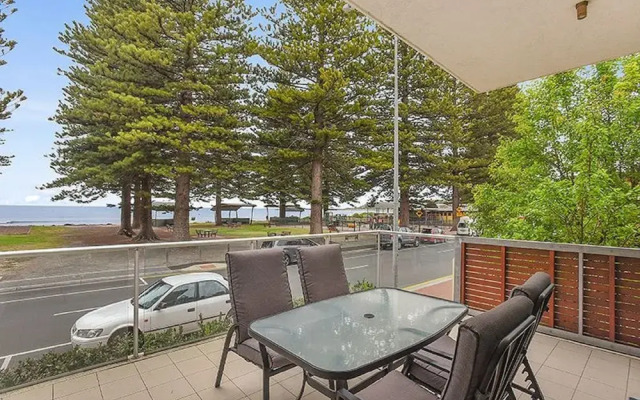 Breeze Beachfront Apartment no 1 - First Floor