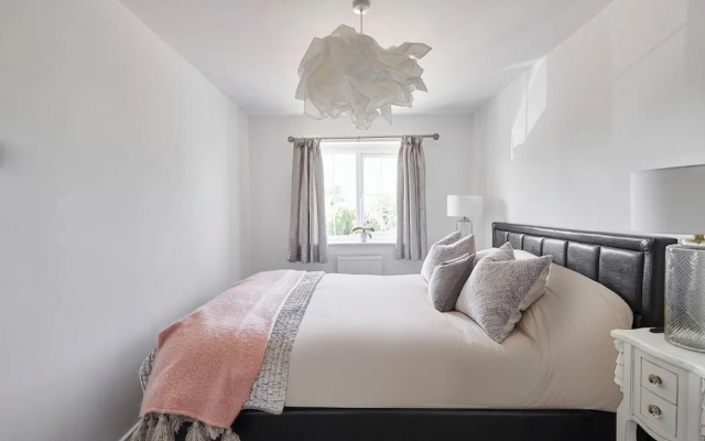 Host Stay Cornflower Way