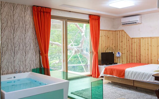 Gapyeong Marronnier Pension