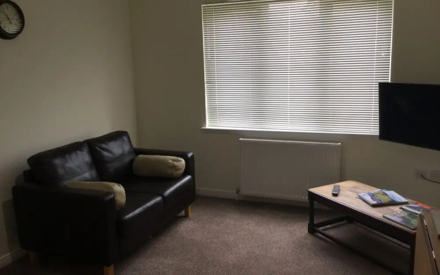 Inverness Apartments - Morning Field