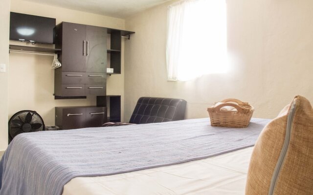 Hostel Whyz 4 You