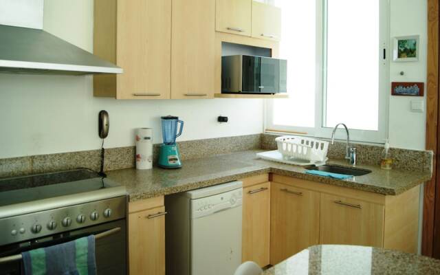 Luxury 3BR Condo HZ by TA