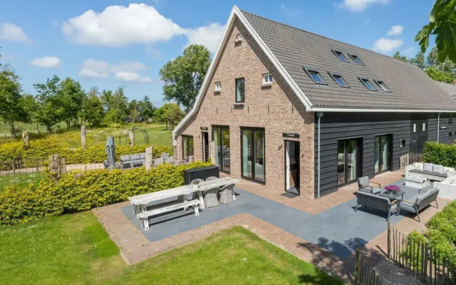 Family Home in Zeeland Near Oranjezon Beach