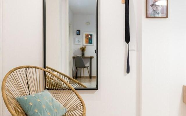 Alfalfa Center Apartment