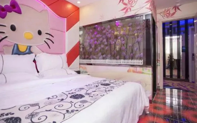 Shanghai Viking Theme Hotel(Sheshan Subway Station Store)