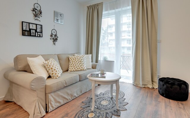 Flats For Rent - Baltica Towers
