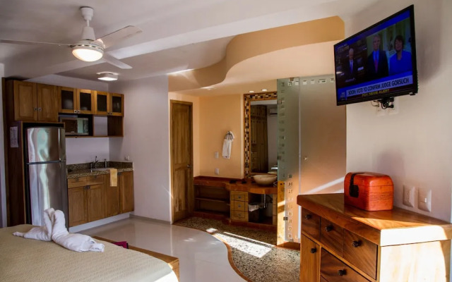 Hotel Andales on the Bay Suites