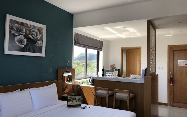 The Lam Resort