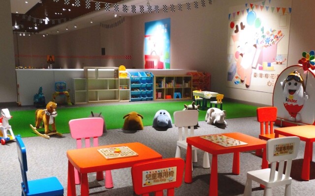 Everrich Golden Lake Hotel