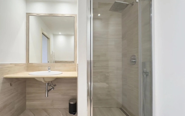 2A Tony Allard in Cannes