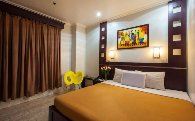 Paladin Hotel