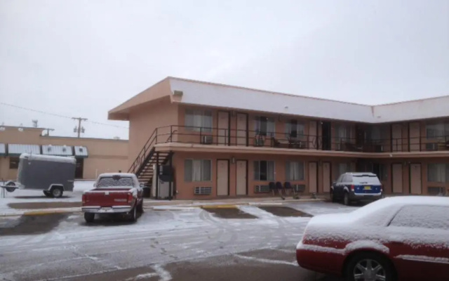 Economy Inn