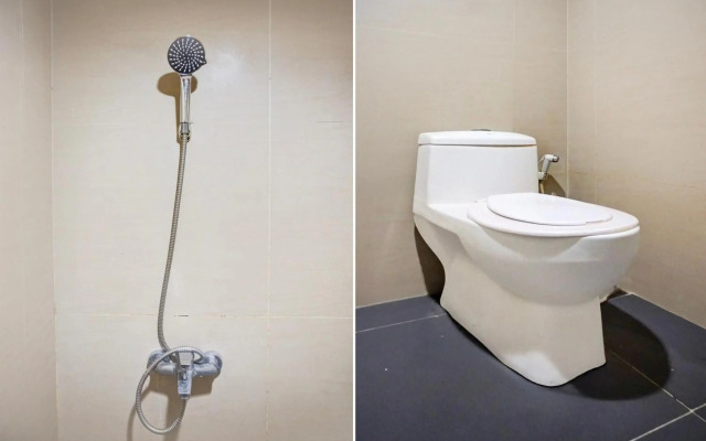 OYO 2574 Z Suites Hotel
