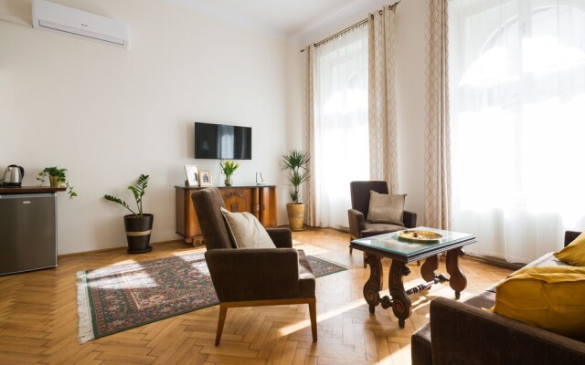 KrakowRentals - Belle Epoque 1 Apartment