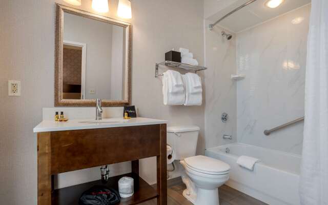 Best Western Plus St. Christopher Hotel
