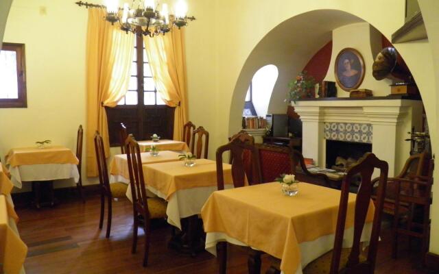 Hotel Del Virrey