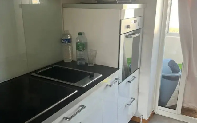 Spacious Flat Near Beach