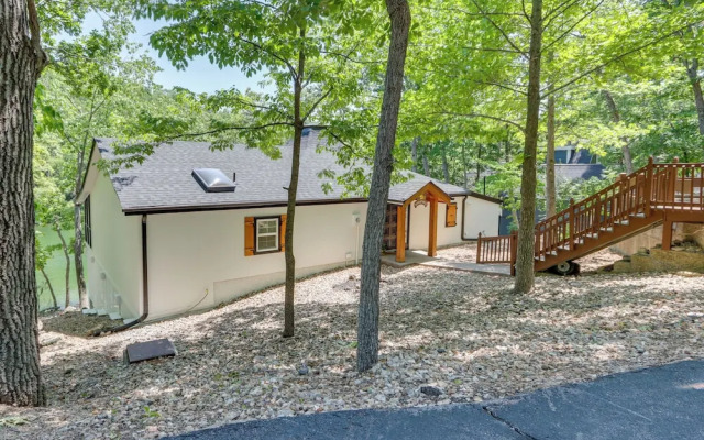 Spacious Decks & Dock: Margaritaville Home!