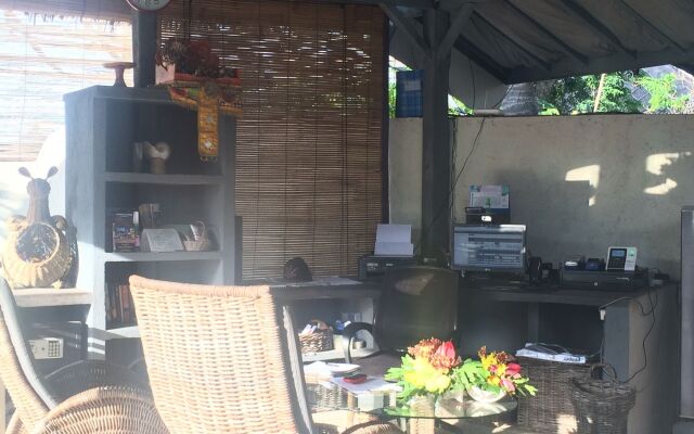Lilin Lovina Beach Hotel