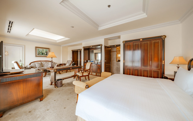 Lotte Hotel Saigon