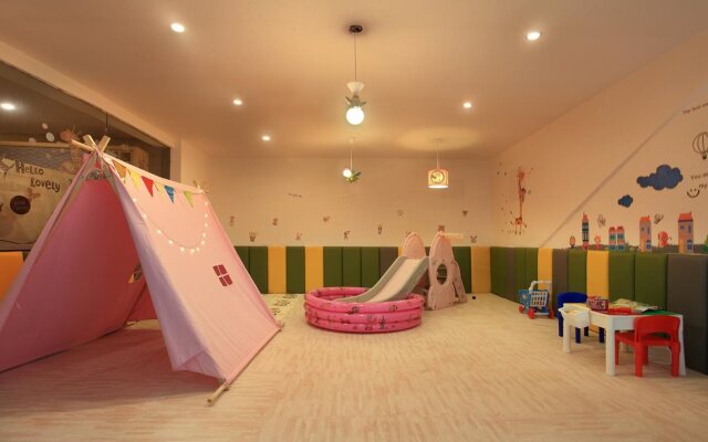 GuiLin HeShe Hotel