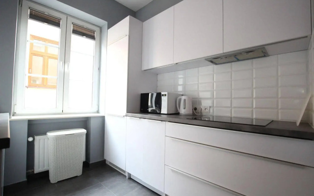 Rainbow Apartments 1