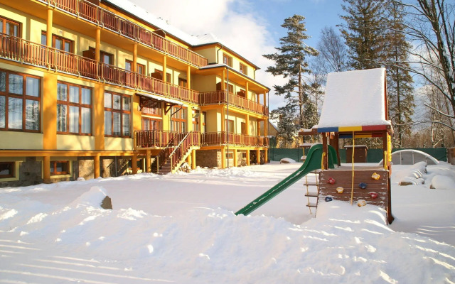 Hotel Avalanche