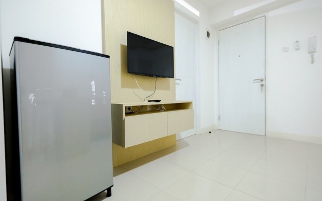 Simply & Clean Bassura City Apartment