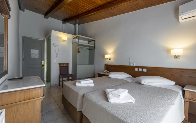 Parnassos Delphi Hotel