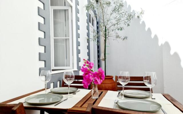 Casa Lara by HnM