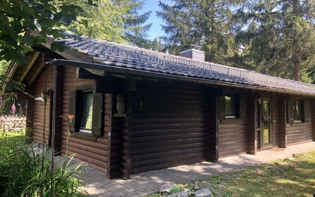 Wooden bungalow with oven, in Oberharz near a lake