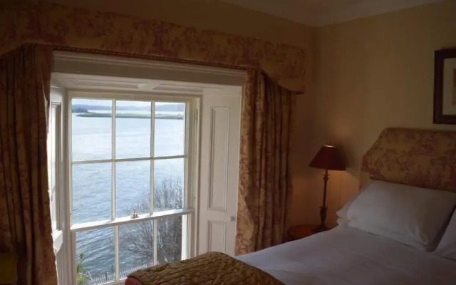 West Beach House -Sea Views