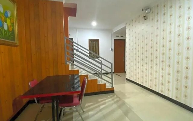 RedDoorz Plus @ Rawamangun