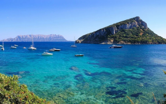 Charming Apartment Near Spiaggia Bianca