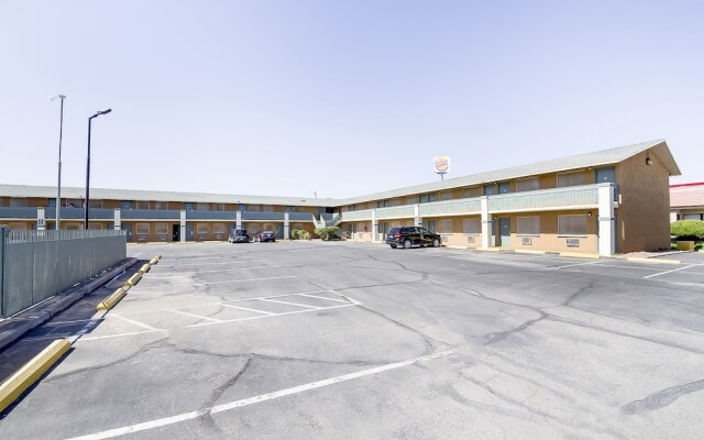 OYO Hotel Eloy/ Casa Grande near I-10