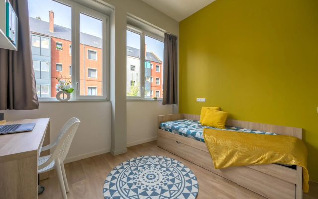 Nemea Appart Hotel Coliseum Amiens Centre - Image 4