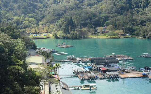 Yi Da lakeside Hotel