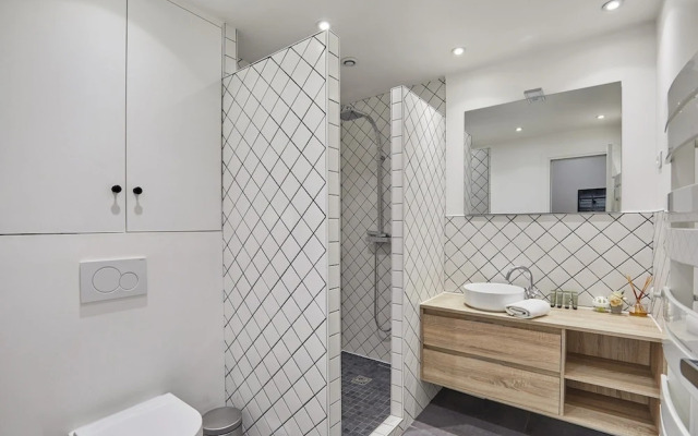 Superb 3 Bedroom Flat in the Center of Paris