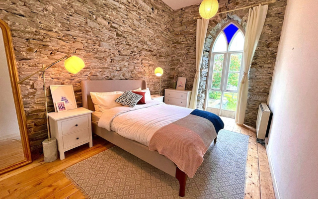 5 Bedroom Holiday Home in Dinas Mawddwy, No Deposit