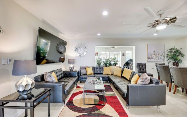 Pet-friendly Mesa Home w/ Community Amenities!