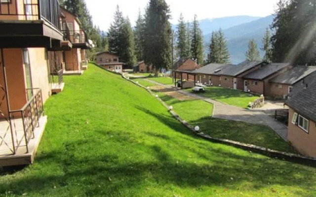 St. Ives On Shuswap, St Ives, Canada