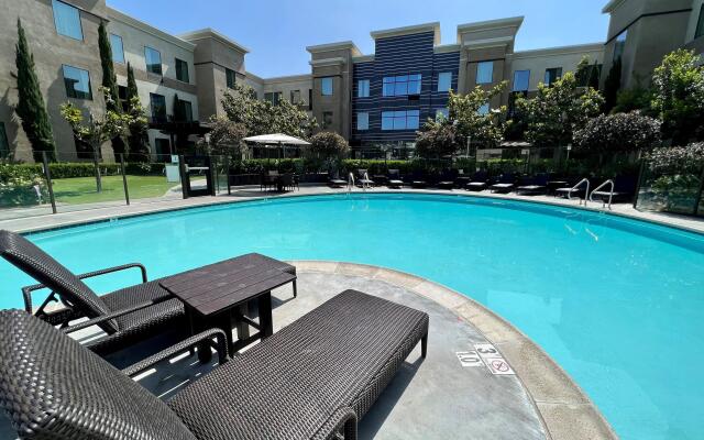 Holiday Inn Carlsbad, an IHG Hotel