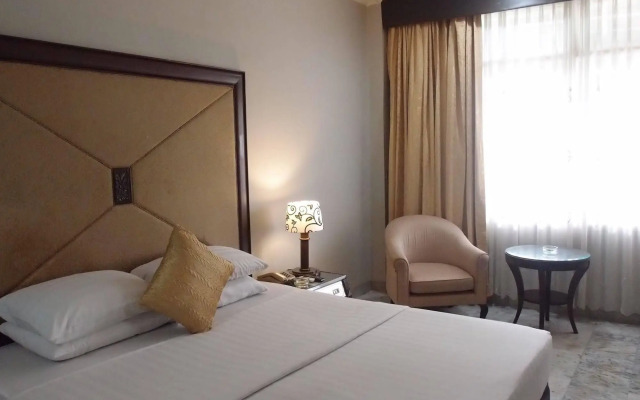 Johns Pardede International Hotel