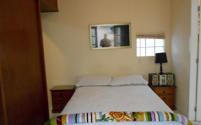 Gohouse - Clara 1004