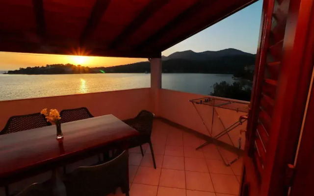 Seafront Apartments Anthony