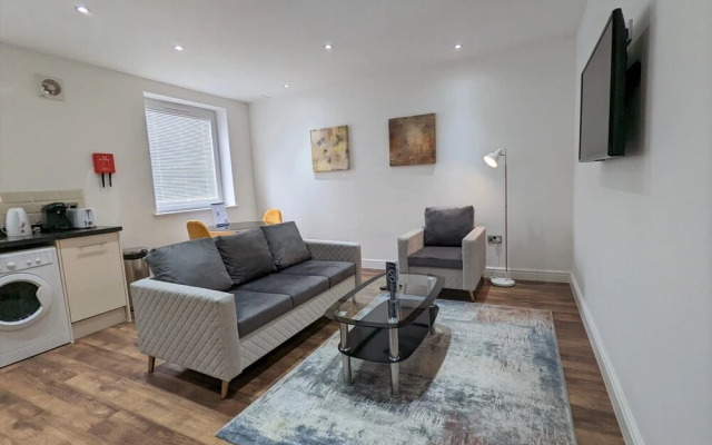 Charles Hope Apartments Brentford