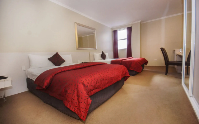 Isa Hotel