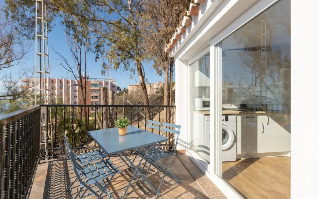 La Torre Del Carmen in M Laga